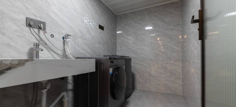 轻住·仰望花园酒店(南昌秋水广场红谷滩店)图片