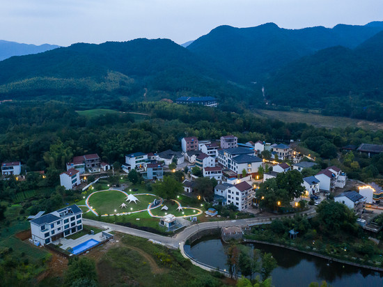 花筑村·嵊州温泉湖度假民宿