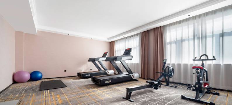 皇冠大酒店(喀什团结路美食街店)图片