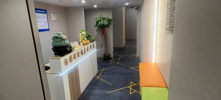 柏雅智能酒店(黄鹤楼首义路地铁站店)图片