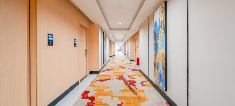 亨利商务酒店(东莞西平地铁站店)图片