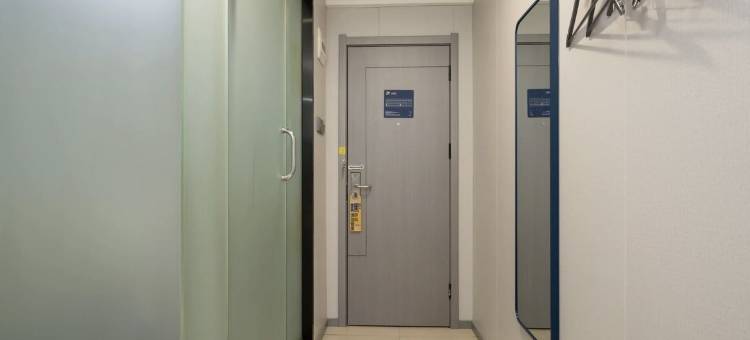 7天酒店(石河子国贸步行街店)图片