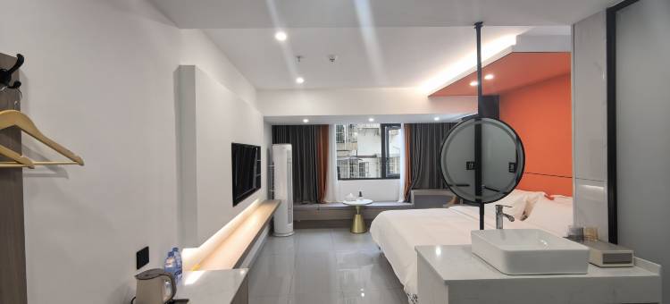 泽一泊庭酒店图片