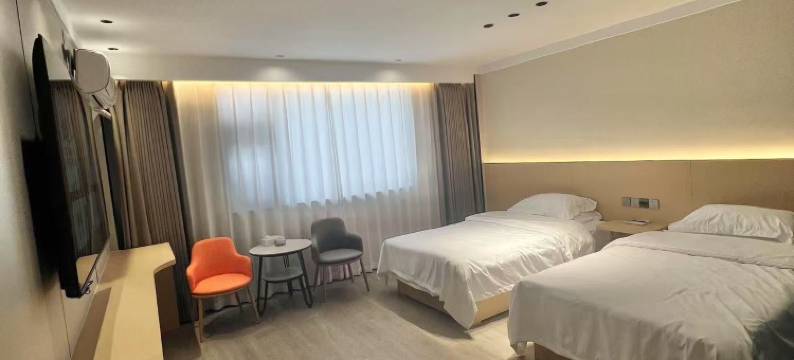 嵩县金茂假日酒店图片