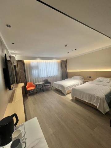 嵩县金茂假日酒店