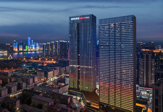 长沙芙蓉中路古开福寺江景城际酒店外景图