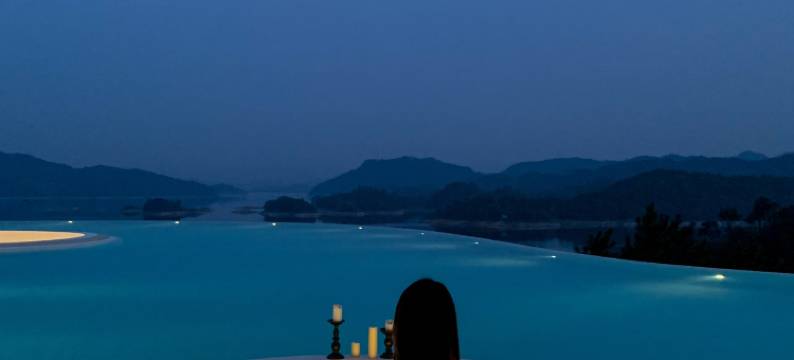 屿言·悬崖湖景美宿图片