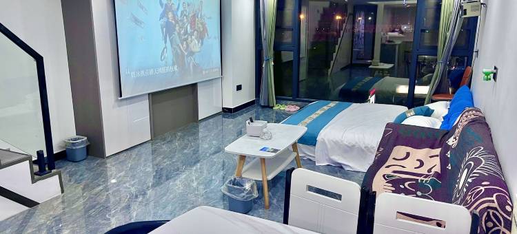简宿LOFT影院公寓(南昌西站店)图片