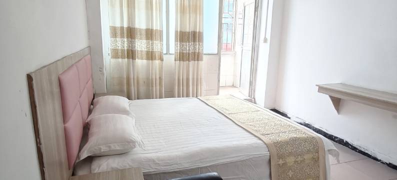 广州新新公寓(广州白云站新市墟地铁站店)图片