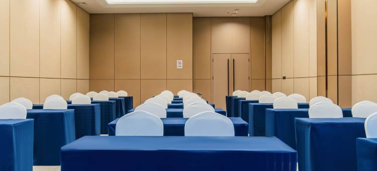 雅斯特国际酒店(厦门海沧马青路店)图片