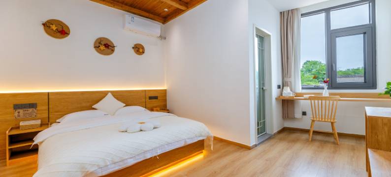 黄山伴山民宿(高铁北站西溪南古村落店)图片