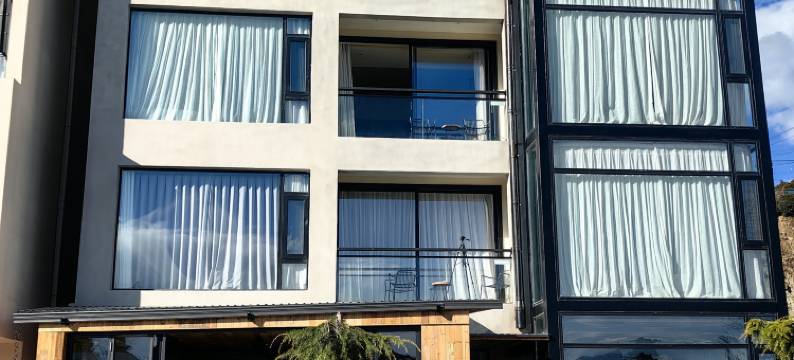 德钦梅里观云伴山·雾浓顶图片