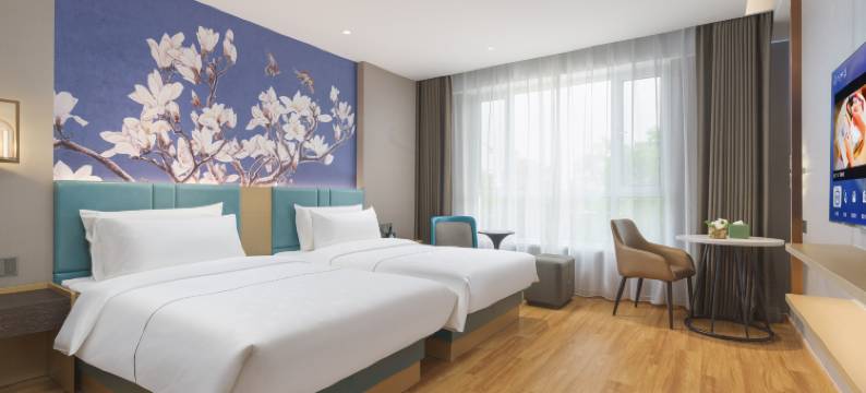 白玉兰酒店(银川悦海新天地金凤万达店)图片