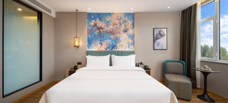 白玉兰酒店(濮阳南乐新天地购物广场店)图片