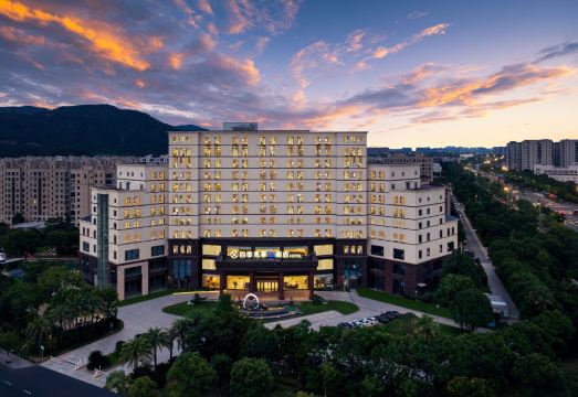 朵高四季觅享D?酒店（宁波象山客运东站象山港路店）外景图