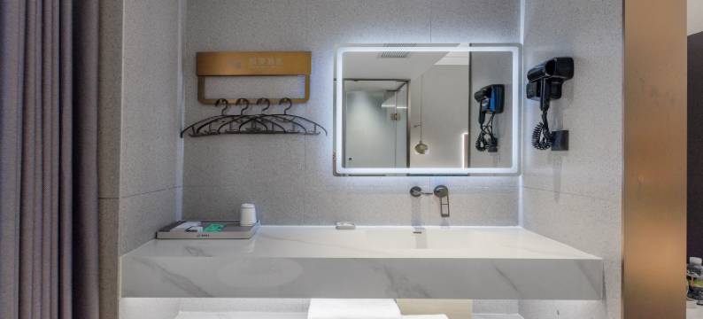 铂雅酒店(海口万绿园友谊阳光城店)图片