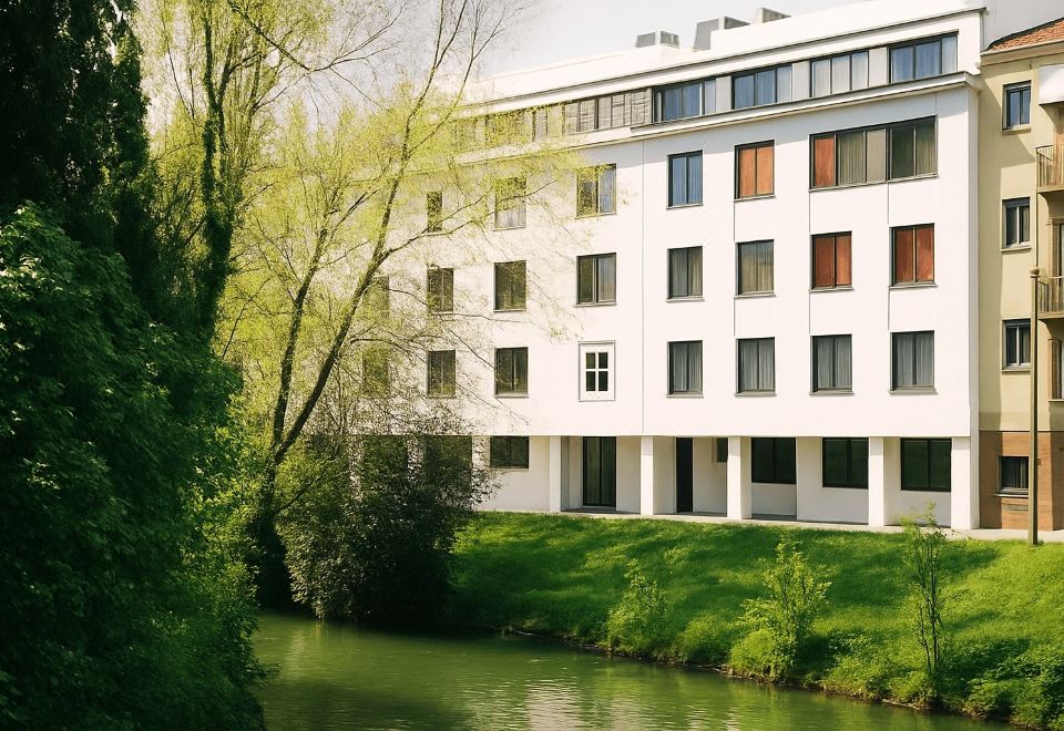 B&B HOTEL Padova MethisOver view