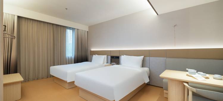 全季酒店(上海虹桥机场航中路地铁站店)图片