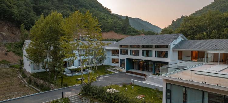 隐居乡里左手香民宿图片