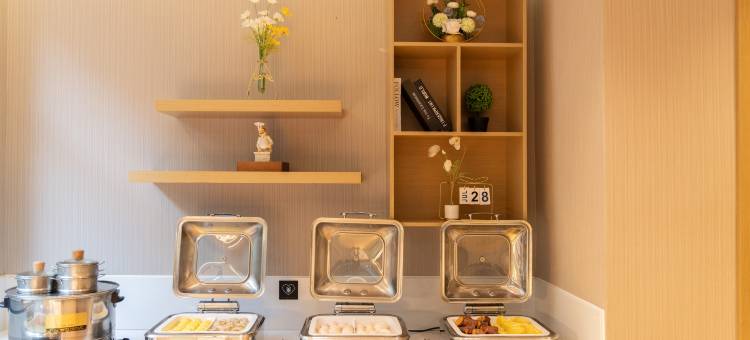 城市便捷酒店(邵阳高铁站江北广场店)图片