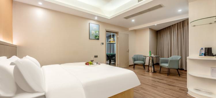 中山金城酒店(东凤大信新都汇店)图片