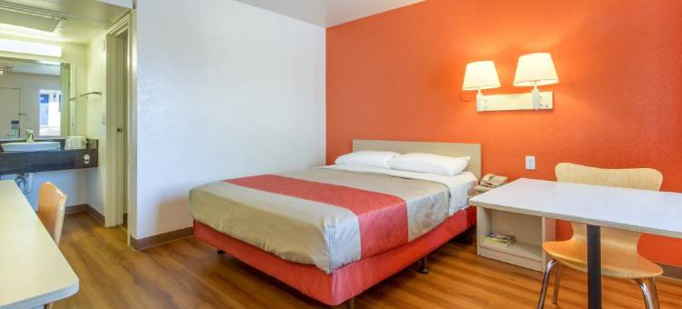 凤凰城北贝尔路6号汽车旅馆(Motel 6 Phoenix, AZ - North Bell Road)图片