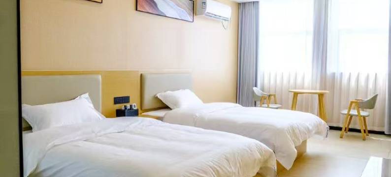 云闪住未来宾馆(太湖汽车城店)图片