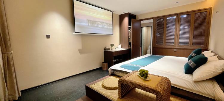 栖泉日咖夜酒精品民宿图片