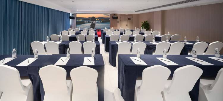 丽呈别院·慧枫酒店(防城港市企沙海港市场店)图片