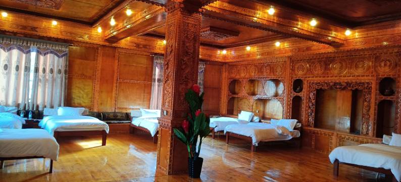 格聂秘境民宿图片