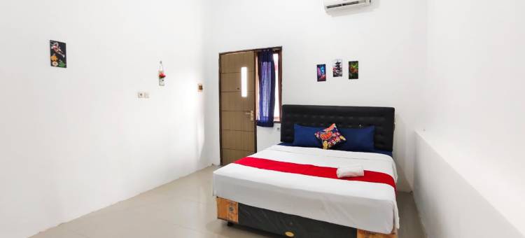 TwoSpaces 生活在绕城公路民宿，莫佐克托(TwoSpaces Living at Bypass Homestay, Mojokerto)图片