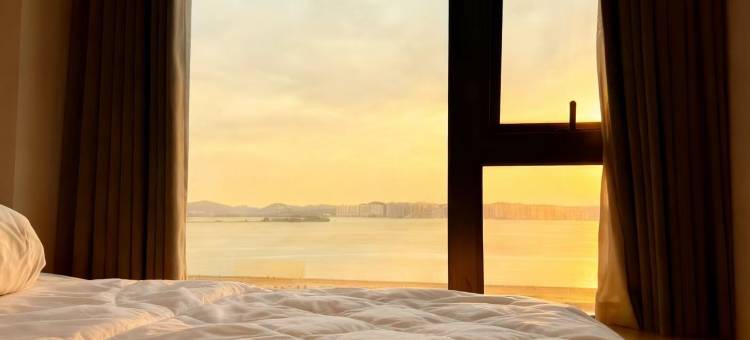 坦克Loft海景公寓(龙光世纪商务中心店)图片