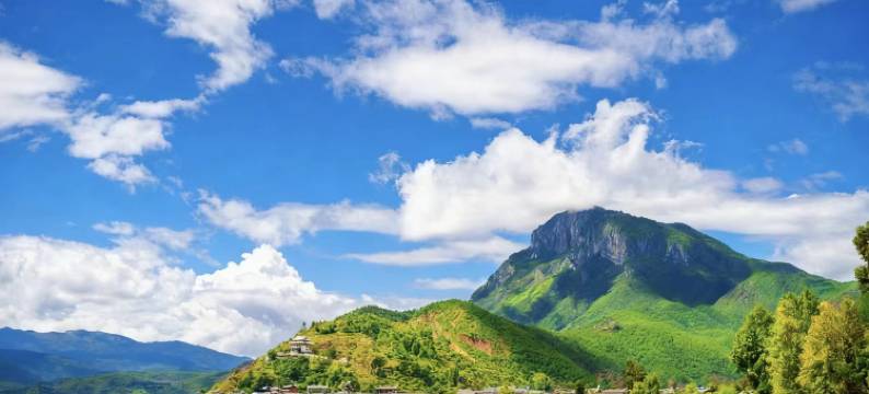 泸沽湖泊居客栈图片