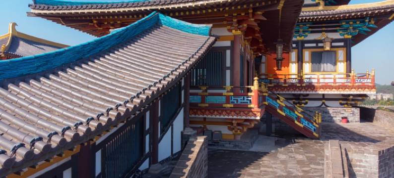 宜尚PLUS酒店(襄阳站民发商业广场店)图片