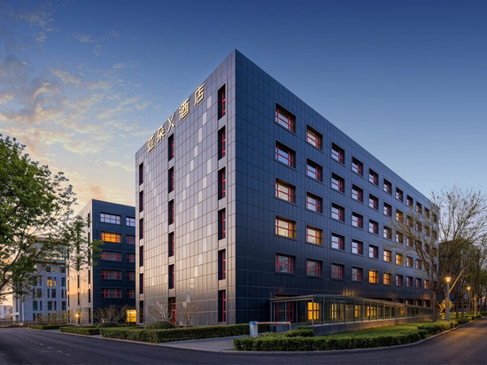 北京新国展空港工业园区亚朵X酒店