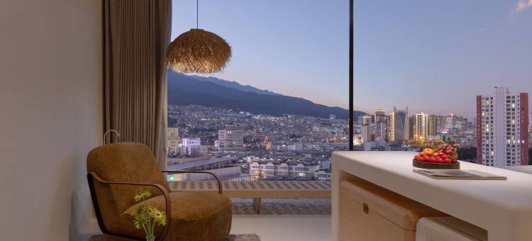 A SNOW|一盏雪酒店(大理高铁站店)图片