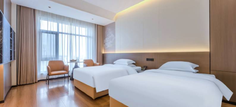 圣世国际酒店(白水仓颉路店)图片