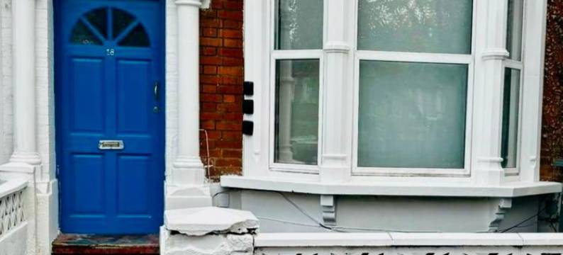 托特纳姆城市住宿,七姐妹火车站酒店(Tottenham City Stays, Opposite Seven Sisters Train Station)图片