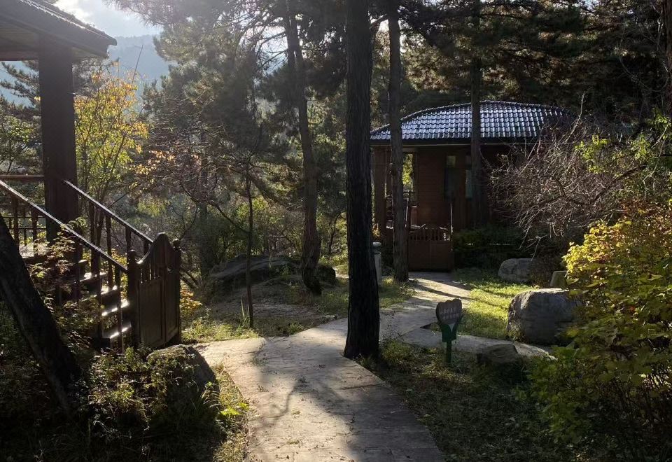 桃柒山居