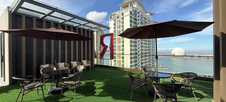 珠海华美达海景酒店(情侣中路日月贝大剧院店)图片