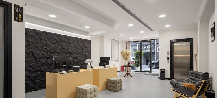 华逸酒店(乐山肖坝理工大学店)图片
