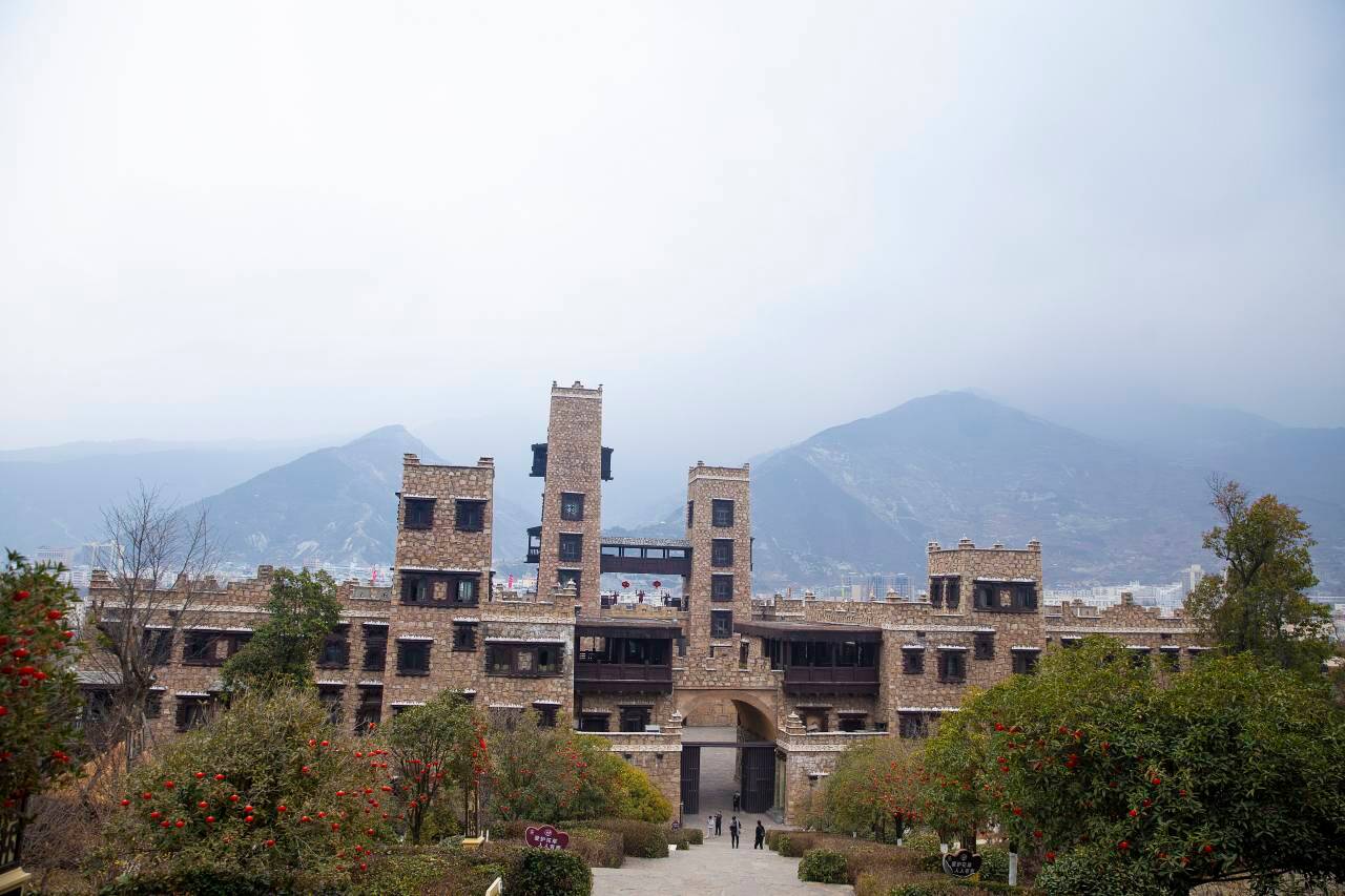 VALATOMS梵拉图·阳光酒店(茂县古羌城店)图片