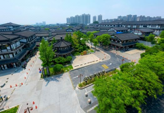 Octagon Featured High-end Hotel Hotel Overview