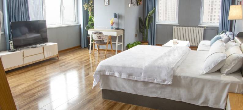 平行世界海景酒店(烟台南大街万达公寓店)图片