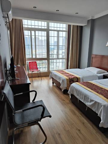 青龙宾馆(黄石理工学院店)