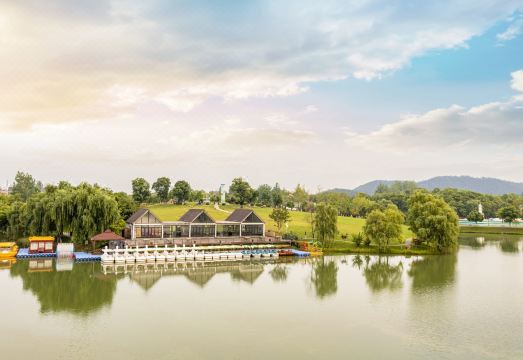 南京龙山赏心谷度假村外景图