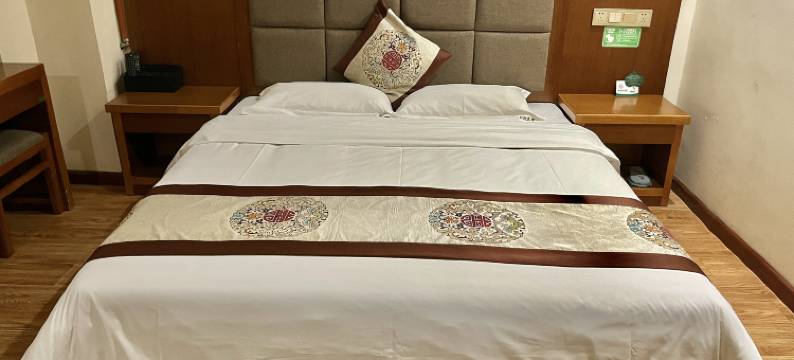 会宁轩朗宾馆(兆烽嘉园店)图片