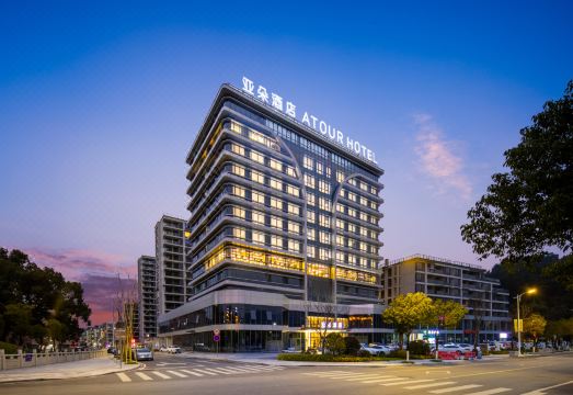 丽水龙泉青瓷博物馆剑川大道亚朵酒店外景图