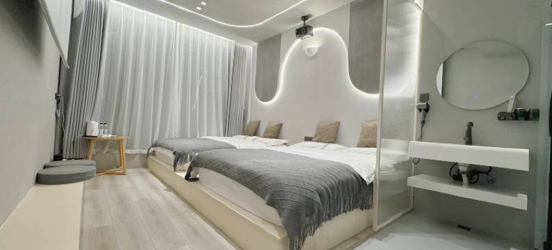 天龙居客栈(大理古城南门楼店)图片