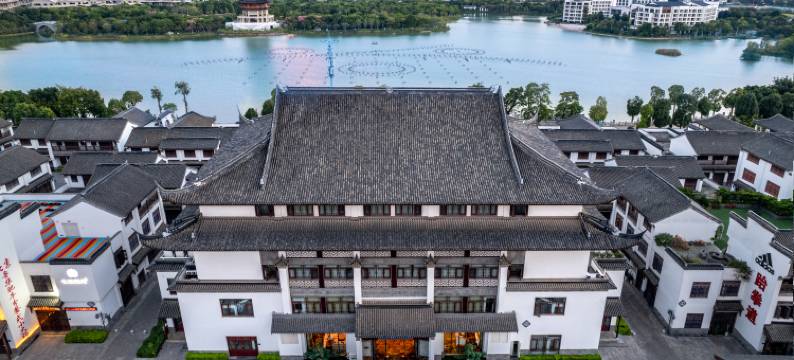 万缮温泉酒店(湖泉水乡旅游度假区店)图片